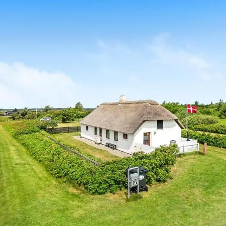 Gorgeous In With Kitchen