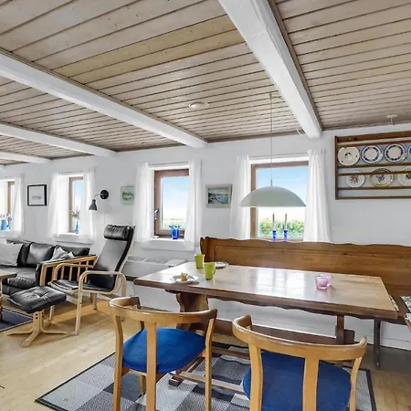 Hébergement de vacances Gorgeous In With Kitchen *